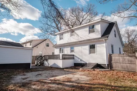 49 Worthy St, Springfield, MA 01104 photo 5