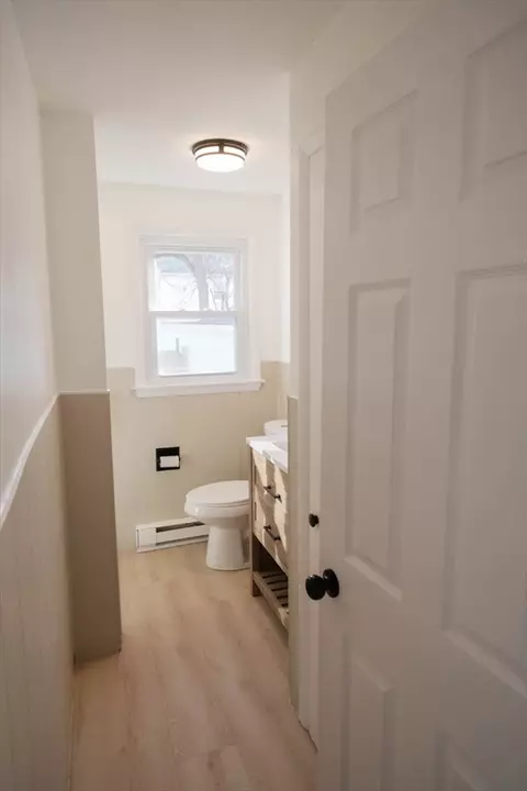 49 Worthy St, Springfield, MA 01104 photo 19