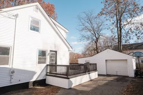 49 Worthy St, Springfield, MA 01104 photo 8