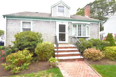 25 Foster Dr, Beverly, MA 01915