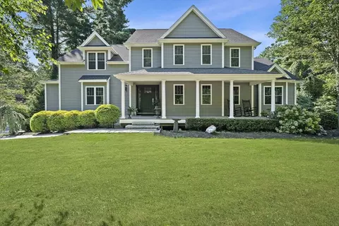340 Old Oaken Bucket Rd, Norwell, MA 02061