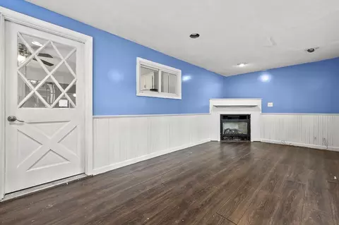 Living - 100 C St, Lowell, MA 01851 photo 7 of 11