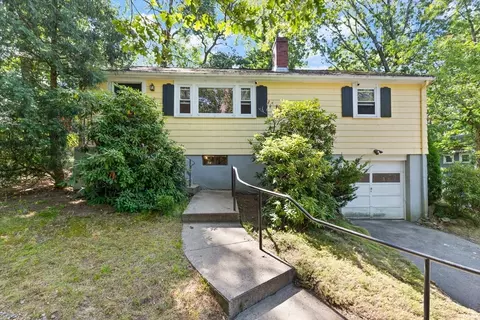24 Rockville Ave, Lexington, MA 02421
