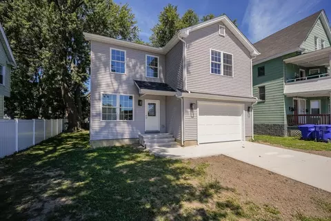 24 Medford St, Springfield, MA 01107