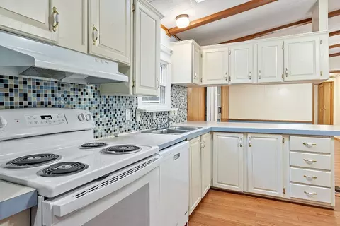 58 Earl Dr, Athol, MA 01331 photo 12