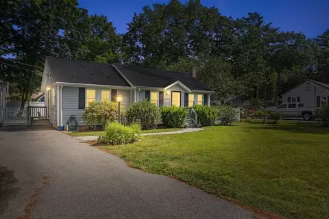 6 Ruth Rd, Pembroke, MA 02359