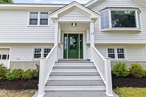Exterior - 17 Murphys Ln, Scituate, MA 02066 photo 2 of 7