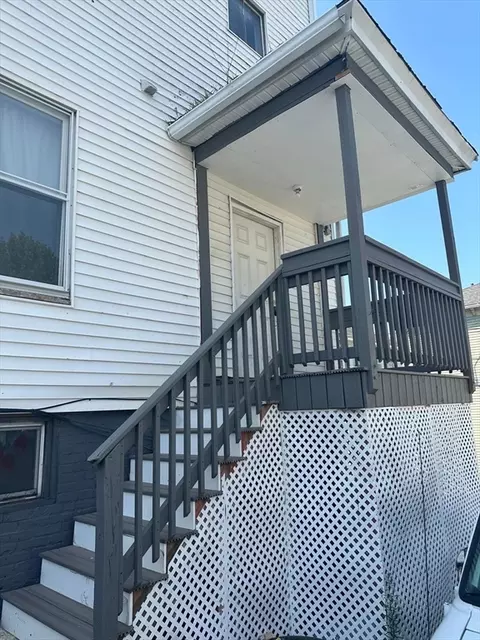 82 Fox St, Worcester, MA 01604 photo 35
