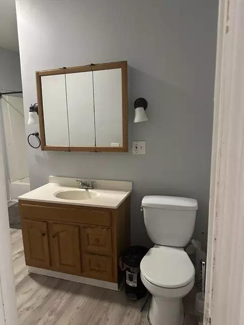 82 Fox St, Worcester, MA 01604 photo 32
