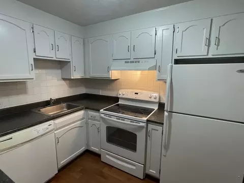 420 Great Rd #B3, Acton, MA 01720