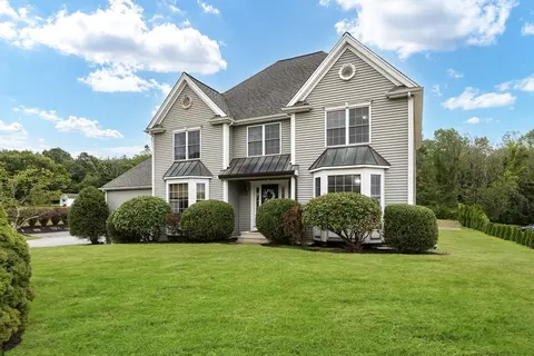 85 Sheldonville Rd, North Attleboro, MA 02760