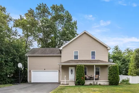 861 Prospect St, Chicopee, MA 01020