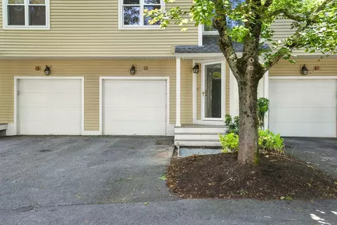 19 Hammond Pl #19, Woburn, MA 01801