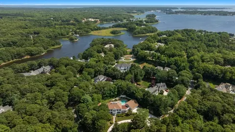 431 Baxters Neck Rd, Barnstable, MA 02648 photo 3