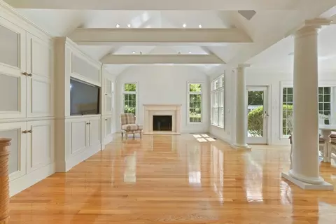 431 Baxters Neck Rd, Barnstable, MA 02648 photo 6