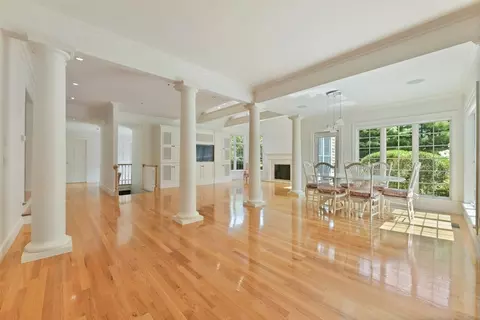 431 Baxters Neck Rd, Barnstable, MA 02648 photo 5