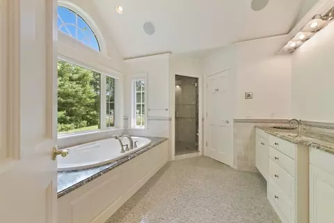 431 Baxters Neck Rd, Barnstable, MA 02648 photo 13
