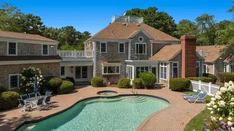 431 Baxters Neck Rd, Barnstable, MA 02648