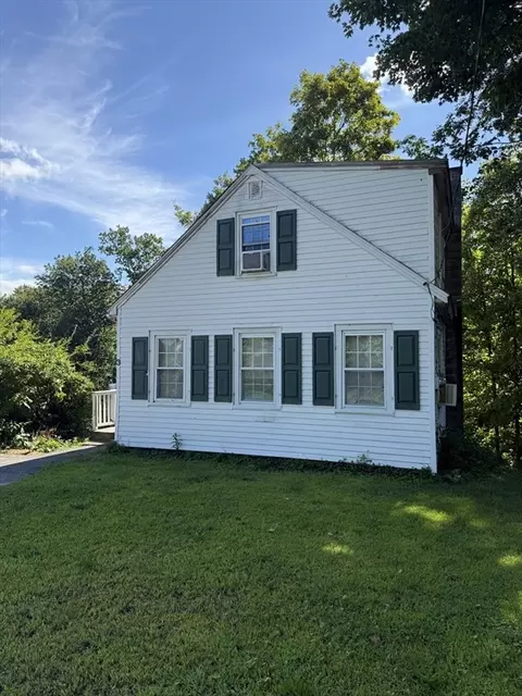 3 Nashua Rd, Pepperell, MA 01463