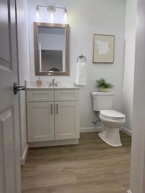 102 Crawford St, Fall River, MA 02724 photo 12