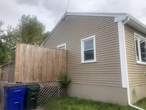 102 Crawford St, Fall River, MA 02724 photo 5