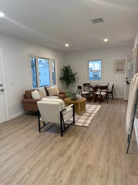 102 Crawford St, Fall River, MA 02724 photo 11