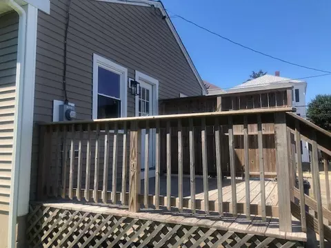 102 Crawford St, Fall River, MA 02724 photo 28