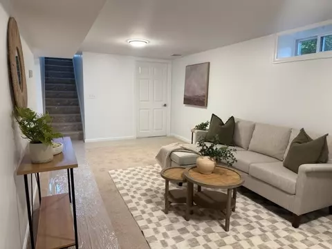 102 Crawford St, Fall River, MA 02724 photo 19