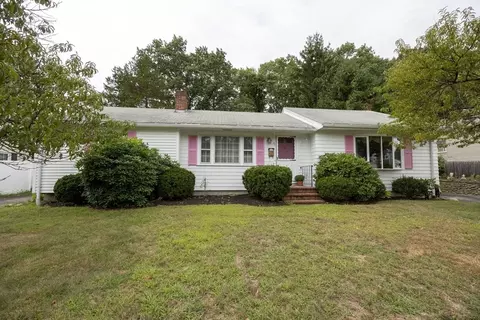 45 Tamworth Rd, Norwood, MA 02062