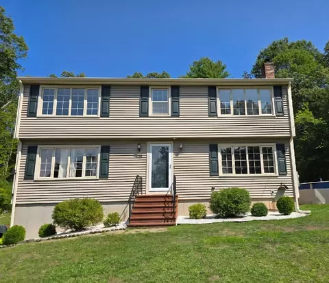 436 Blackstone St, Uxbridge, MA 01569