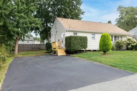 15 Almon Ave, Brockton, MA 02301
