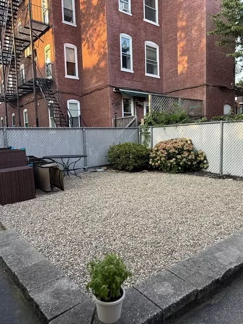 656 E 5th St, Boston, MA 02127 photo 9