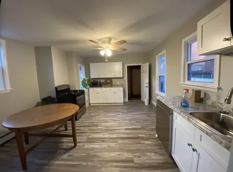 656 E 5th St, Boston, MA 02127 photo 3