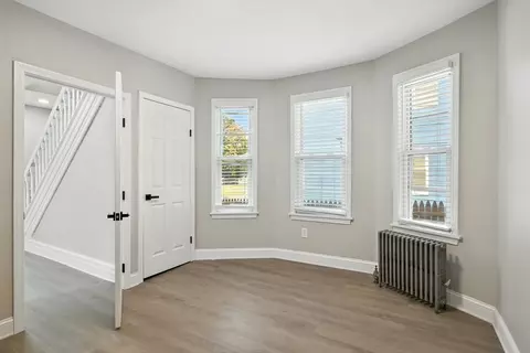 25 Dawes St, Springfield, MA 01109 photo 12