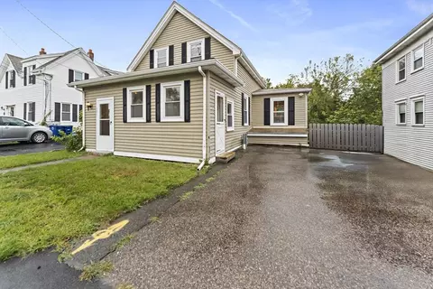 391 Commercial St, Braintree, MA 02184