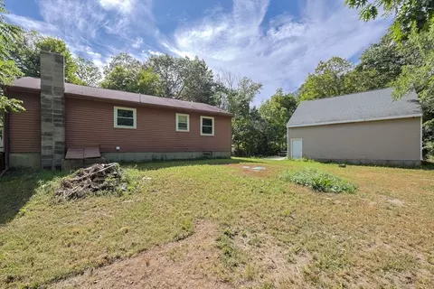 Exterior - 74 Breen Rd, Hardwick, MA 01037 photo 2 of 4