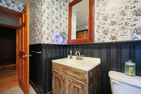 Bath - 74 Breen Rd, Hardwick, MA 01037 photo 2 of 2