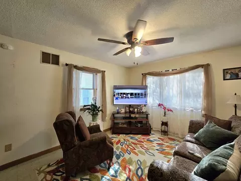 51-53 Lansing Pl, Springfield, MA 01108 photo 9