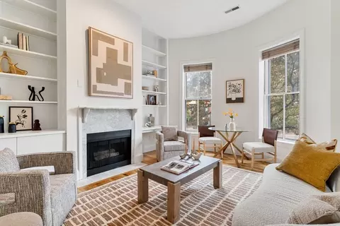 460 Massachusetts Ave #2, Boston, MA 02118