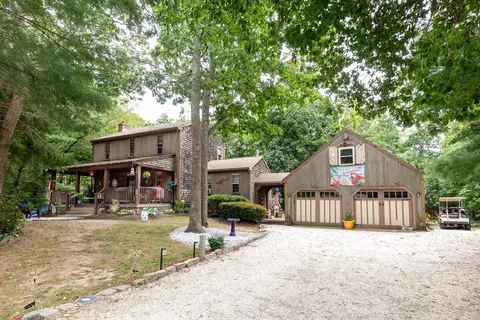 73 Hiawatha Rd, Plymouth, MA 02360