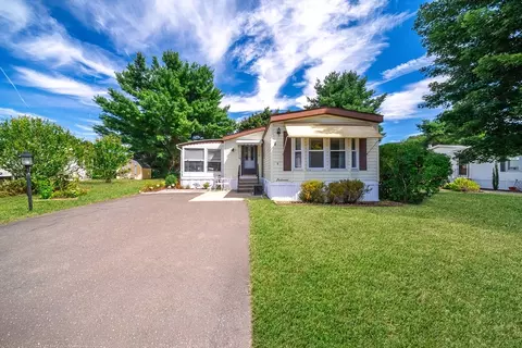 9 Annies Way, West Springfield, MA 01089