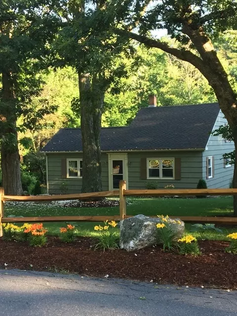 340 Allen Rd, Belchertown, MA 01007