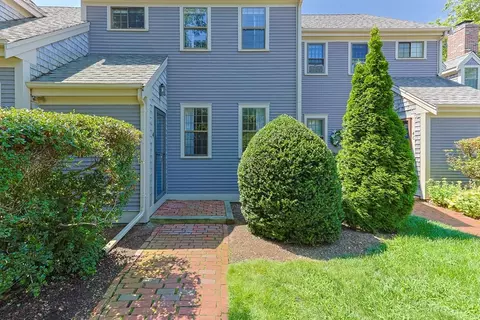 1160 Phinneys Ln #4B, Centerville, MA 02632 photo 3
