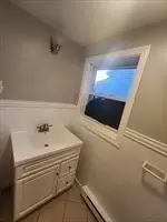 10 Douglas Ct, Worcester, MA 01603 photo 9
