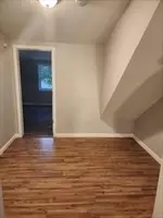 10 Douglas Ct, Worcester, MA 01603 photo 8