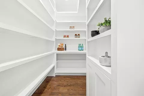 Entry Way - 1780 Central Ave, Needham, MA 02492 photo 3 of 6