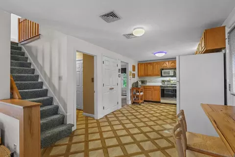 53 Long Ave, Framingham, MA 01702 photo 8