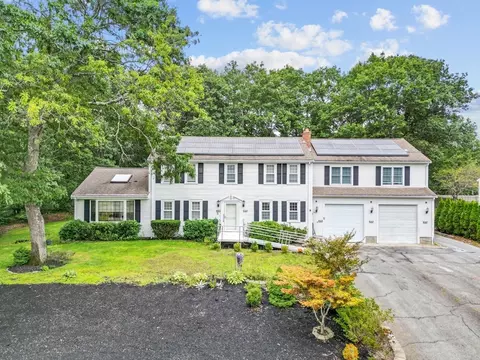 5 Hood Dr, Plymouth, MA 02360