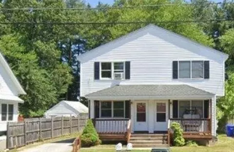 423-425 Parker St, Springfield, MA 01129