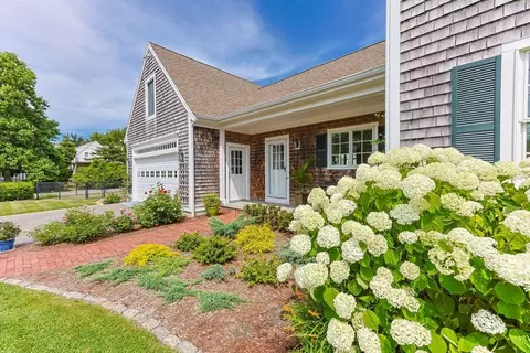 110 Commerce Rd, Barnstable, MA 02630 photo 5
